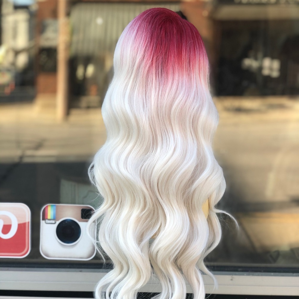 Red Beach Waves Wig 2020 Halloween Back in stock - Picture 2 of 8
